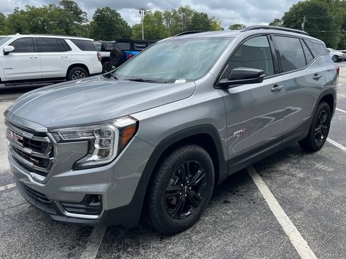 Used 2024 GMC Terrain AT4 w/ Infotainment Package II AWD/4WD image 21