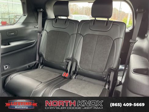 New 2025 Jeep Grand Cherokee L Altitude AWD/4WD image 15