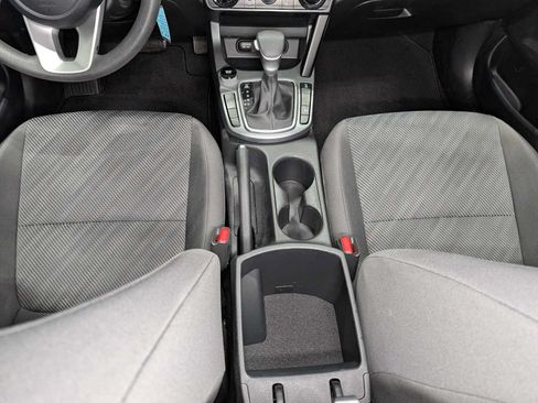 Used 2024 Kia Seltos LX AWD/4WD image 19