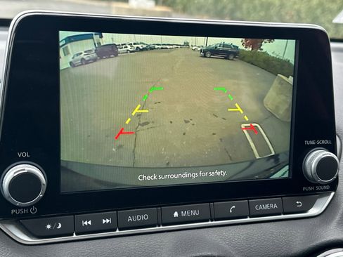 Certified 2023 Nissan Sentra SV image 18