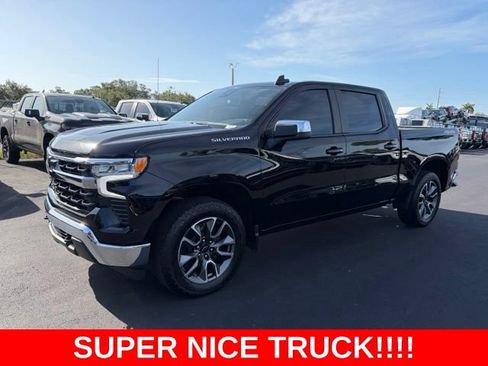 Used 2023 Chevrolet Silverado 1500 LT AWD/4WD image 3