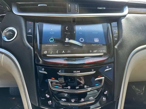 Used 2018 Cadillac XTS Luxury image 25