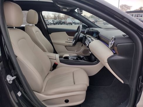 Used 2021 Mercedes-Benz A 220 4MATIC w/ Premium Package image 19