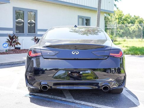 Used 2017 INFINITI Q60 3.0t w/ Premium Plus Package 3.0T RWD image 13