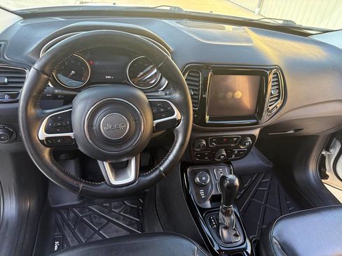 Used 2018 Jeep Compass Limited w/ Navigation Group image 13