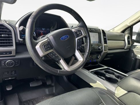 Used 2019 Ford F250 Lariat w/ Lariat Ultimate Package image 10
