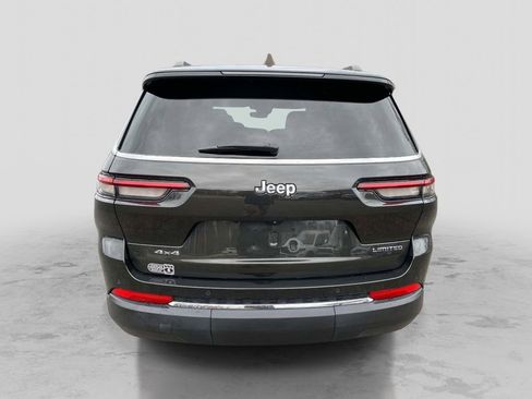 Used 2023 Jeep Grand Cherokee L Limited AWD/4WD image 4