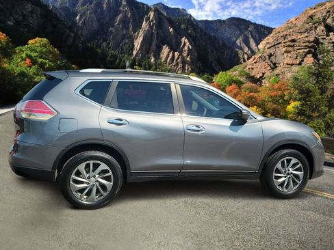 Used 2015 Nissan Rogue SL w/ SL Premium Package AWD/4WD image 2
