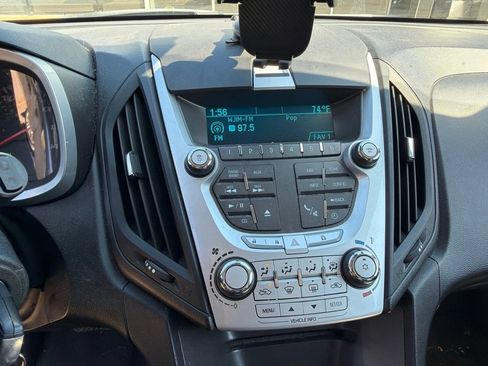 Used 2010 Chevrolet Equinox LT w/ Vehicle Interface Package FWD image 5