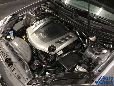 Used 2015 Hyundai Genesis 3.8 RWD image 36
