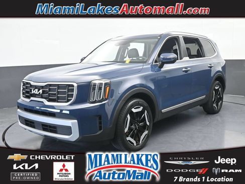 Used 2024 Kia Telluride S FWD image 1