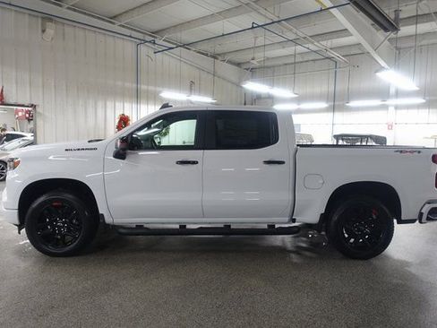 New 2026 Chevrolet Silverado 1500 RST w/ Redline Edition AWD/4WD image 4