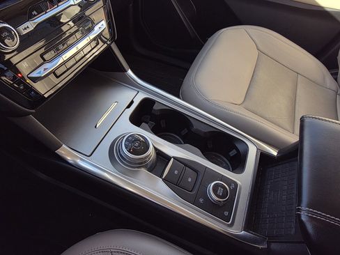 Used 2021 Ford Explorer Limited w/ Class III Trailer Tow Package image 20