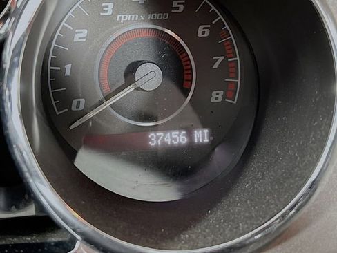 Used 2008 Pontiac Solstice GXP w/ Premium Package RWD image 10