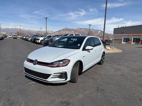 Used 2019 Volkswagen GTI S image 2