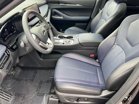Certified 2026 INFINITI QX60 Sport w/ Dark Cargo Package AWD/4WD image 9