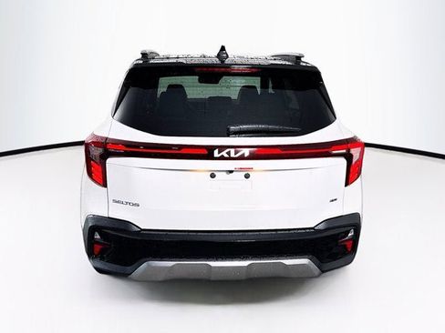 New 2026 Kia Seltos S image 6