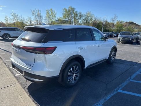 New 2026 INFINITI QX60 Pure AWD/4WD image 3