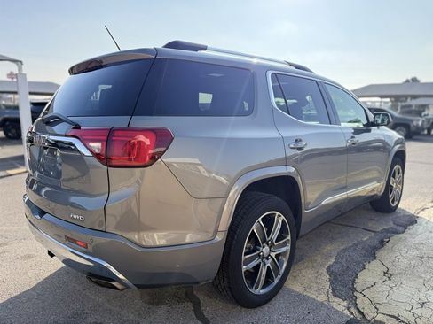 Used 2019 GMC Acadia Denali w/ Technology Package image 4