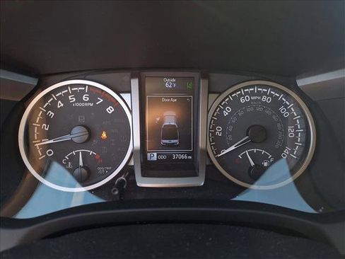 Certified 2023 Toyota Tacoma SR5 image 11