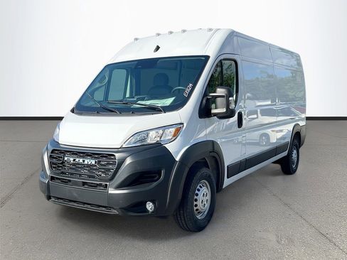 New 2026 RAM ProMaster 2500 w/ Convenience Group image 3