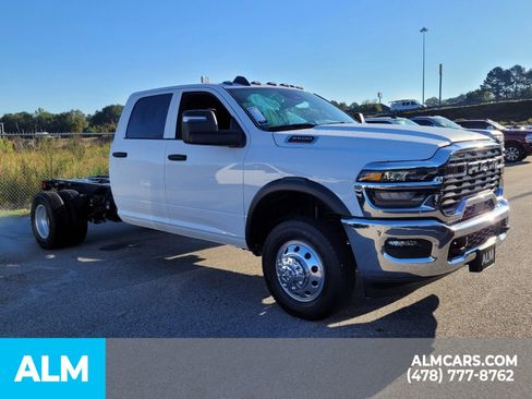 Used 2025 RAM 3500 Tradesman AWD/4WD image 11