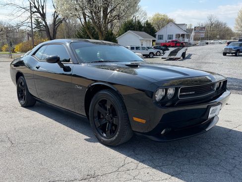 Used 2012 Dodge Challenger R/T Plus RWD image 3