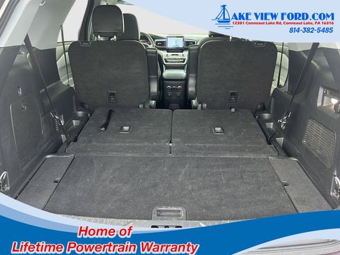 Used 2023 Ford Explorer XLT w/ Equipment Group 202A AWD/4WD image 16