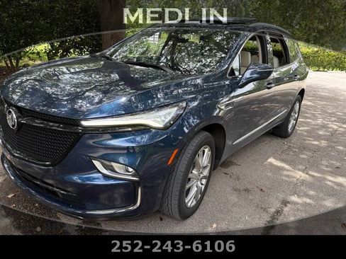 Used 2023 Buick Enclave Premium w/ Experience Buick Package FWD image 1
