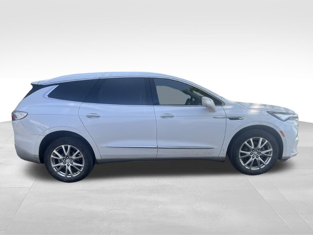 Used 2023 Buick Enclave Premium w/ Experience Buick Package FWD image 34