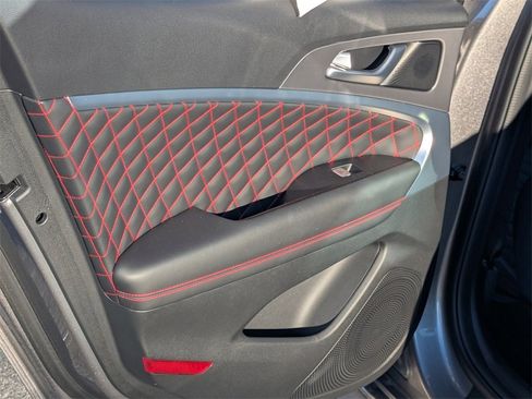 Used 2025 Genesis G70 3.3T Advanced w/ Sport Prestige Package image 18