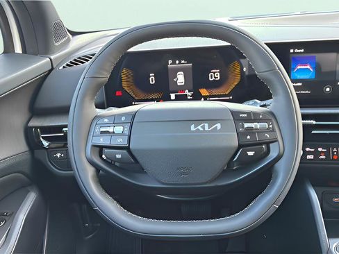 New 2026 Kia Sportage X-Line AWD/4WD image 18