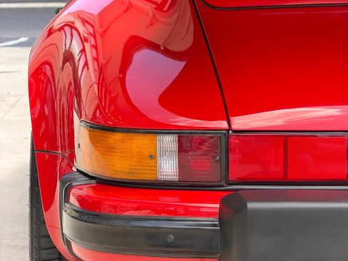Used 1989 Porsche 911 Carrera RWD image 33