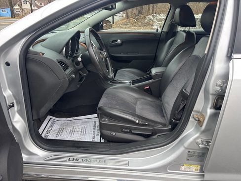 Used 2011 Chevrolet Malibu LT image 20