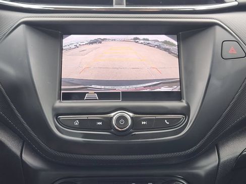 Used 2023 Chevrolet TrailBlazer LS FWD image 6