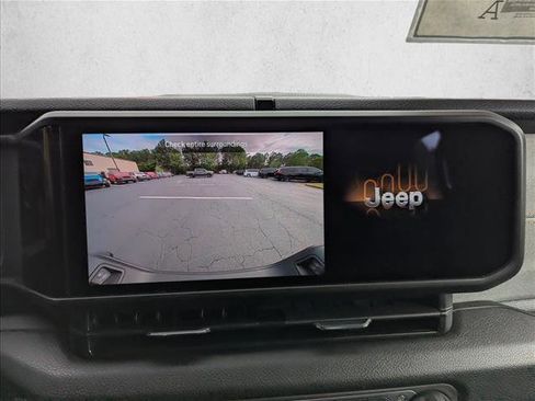 New 2026 Jeep Gladiator Sport AWD/4WD image 18