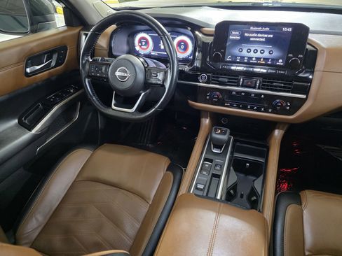 Used 2023 Nissan Pathfinder Platinum image 20