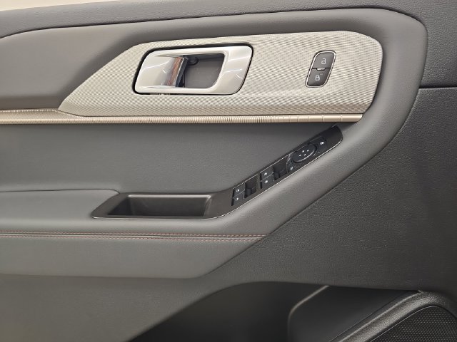 New 2027 Ford Explorer Active AWD/4WD image 40