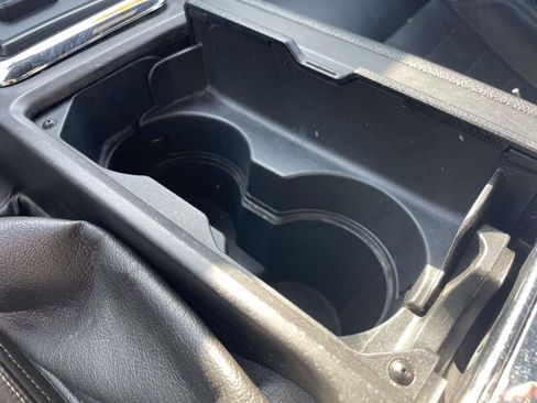 Used 2013 Ford Mustang Premium RWD image 27
