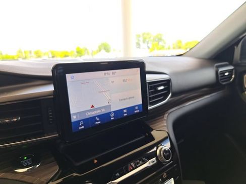 Certified 2021 Ford Explorer Limited RWD image 10