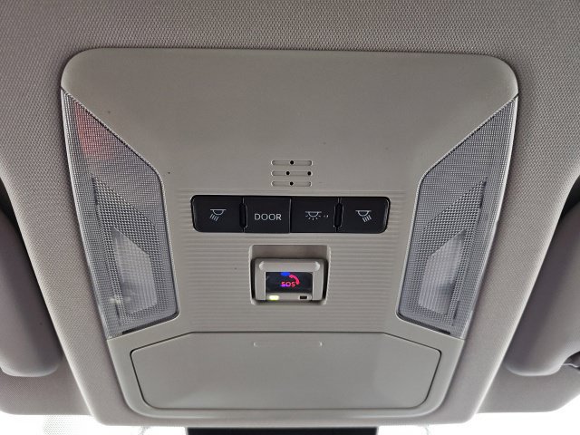 Certified 2025 Toyota RAV4 LE AWD/4WD image 28