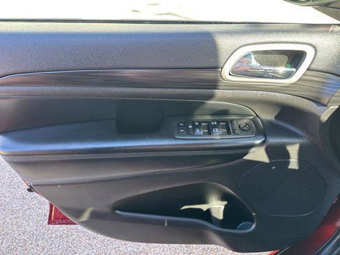 Certified 2021 Jeep Grand Cherokee Laredo X image 25