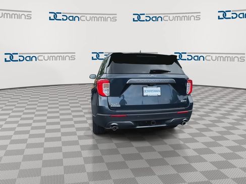 Used 2024 Ford Explorer XLT w/ Equipment Group 202A AWD/4WD image 7