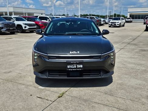 Used 2025 Kia K4 FWD image 8