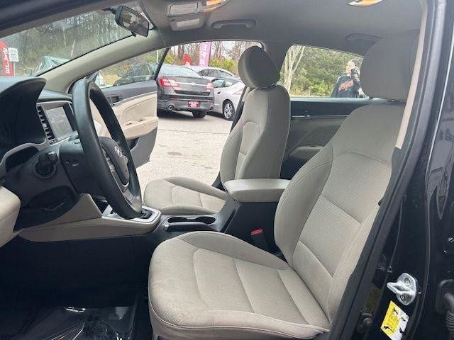 Used 2017 Hyundai Elantra SE FWD image 11