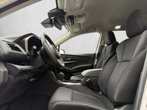Used 2023 Subaru Ascent Premium image 11