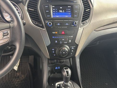 Used 2017 Hyundai Santa Fe Sport AWD/4WD image 7