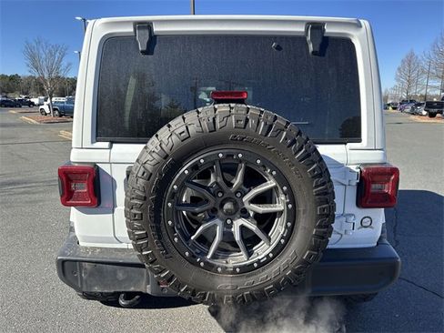 Used 2018 Jeep Wrangler Unlimited Sahara w/ Dual Top Group image 12