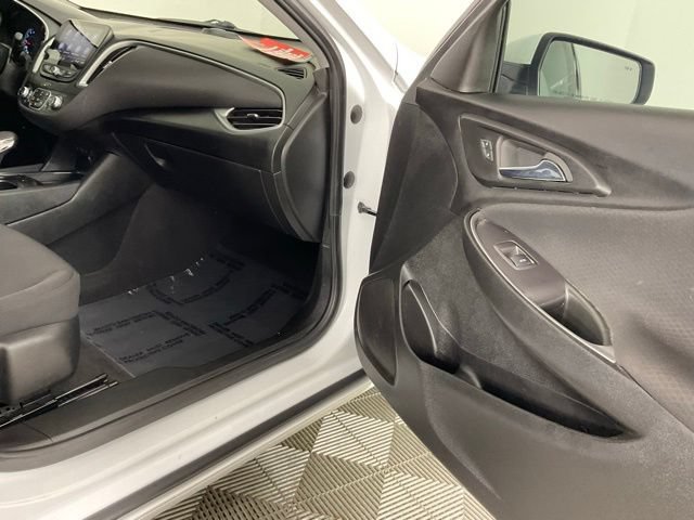 Used 2023 Chevrolet Malibu LT w/ Driver Confidence Package FWD image 17