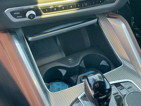 Used 2023 BMW X6 xDrive40i w/ M Sport Package image 23